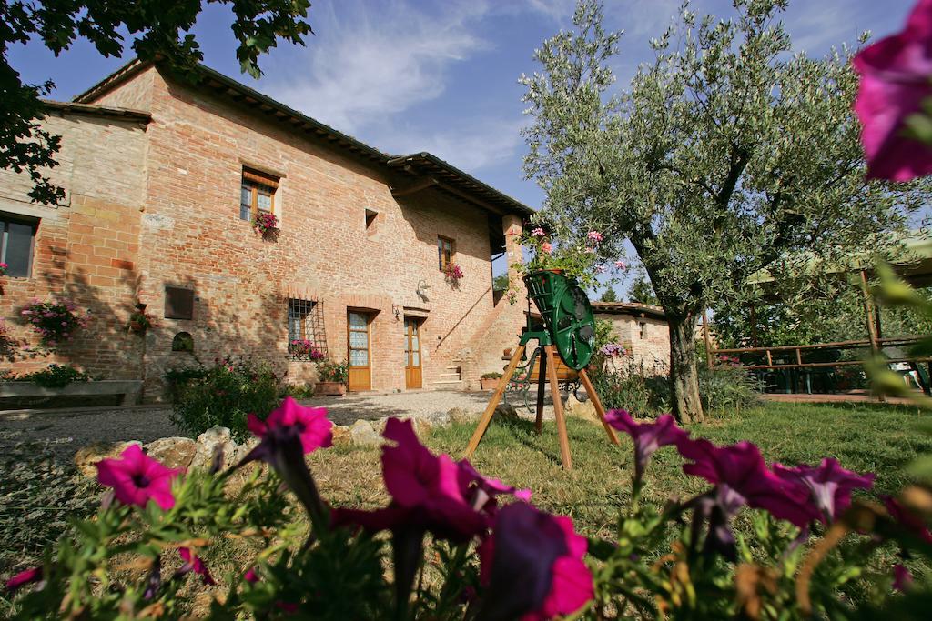 Podere Il Pero Siena Exterior photo